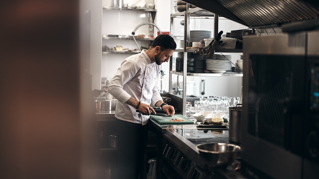 Úklid restaurací v Praze – hygienický standard zaručen